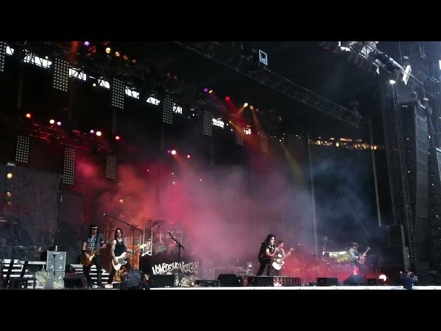 Alice Cooper - Billion Dollar Babies - No More Mr Nice Guy - live Montereau - France - 10 june 2011