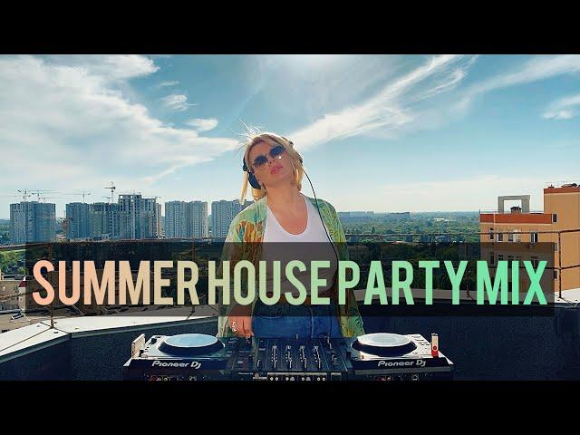 Top Hot Summer House Party Mix 2024: Boost Your Weekend Vibes