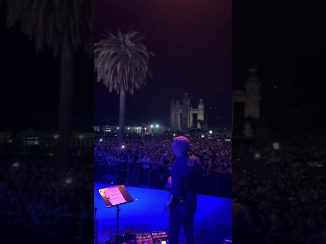 Ciuri ciuri cantata dal pubblico di Max Gazzè a Mondello Palermo con Calabria Orchestra