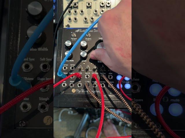 Earthquaker Devices The Wave Transformer - Playing Around