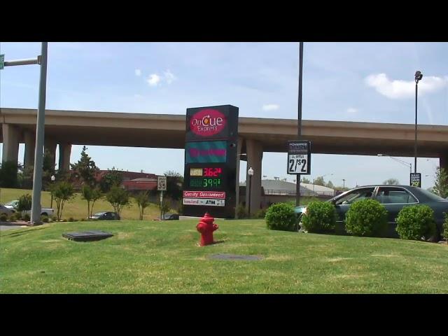 The Oklahoman's Jay Marks tries out CNG vehicle (2011-04-15)