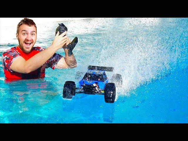 СМОЖЕТ ЛИ БЫСТРАЯ МАШИНКА ПРОЕХАТЬ ПО ВОДЕ?