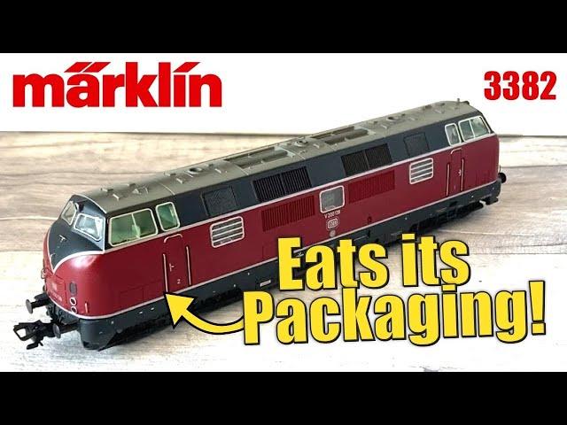 So heavy it smashed up its packaging! Märklin vintage BR200.1 Diesel Locomotive