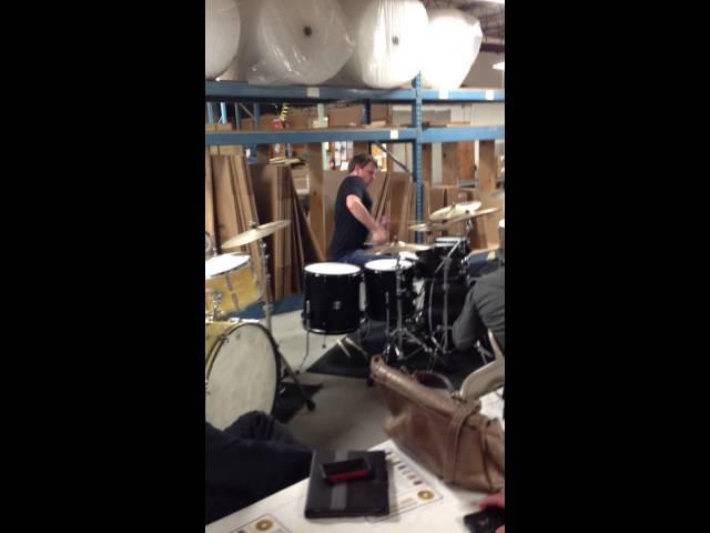 Keith Carlock plays for Steve Weiss Music at Gretsch Factory [Part 2]