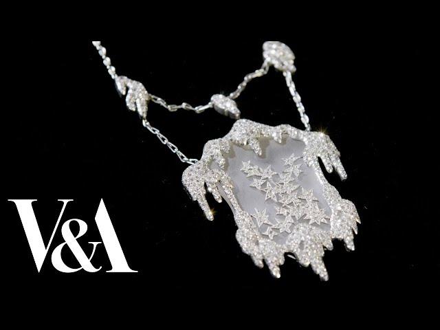 Fabergé's rare gem: Alma Pihl | V&A