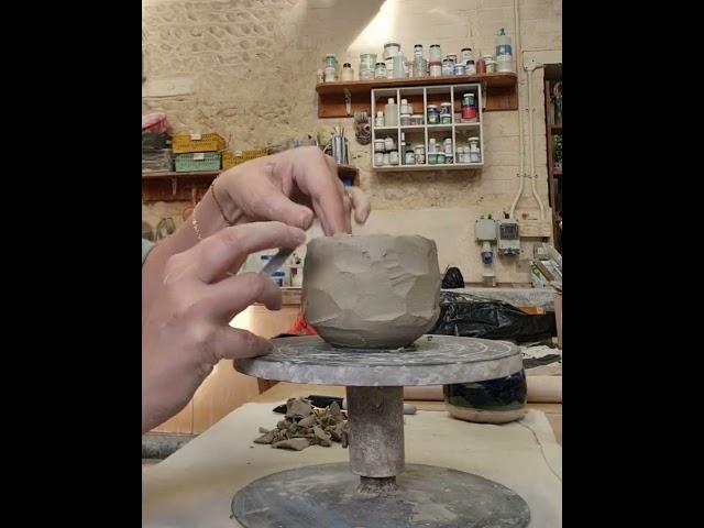 how to make a pinch pot tea bowl on a banding wheel.