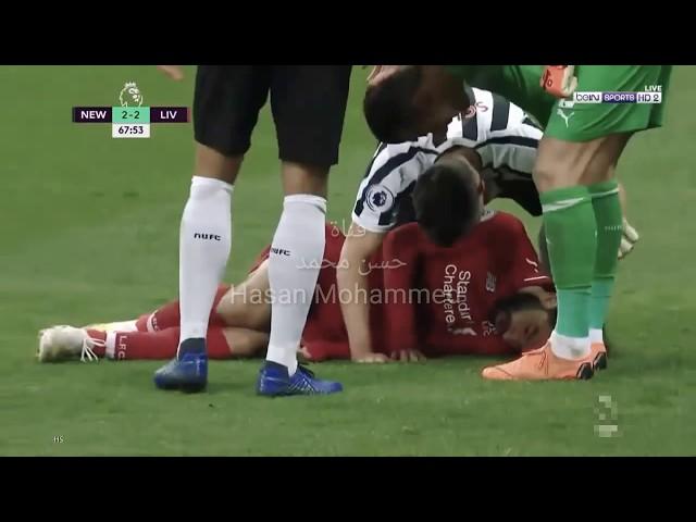 اصابه محمد صلاح في المبارة فقد الوعي بعد صقوطه في ارض الملعب  مباره ليفربول