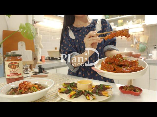 Daily Life of an Urban Farmer Who Eats Tasty Spicy Back Ribs. Popular Convenience Store Combo