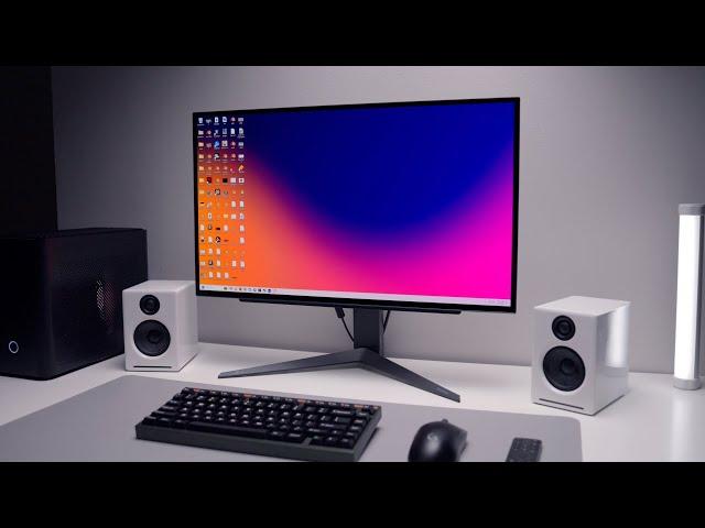 The Minimal Gaming Desk Setup for 2025 | 240hz OLED Monitor