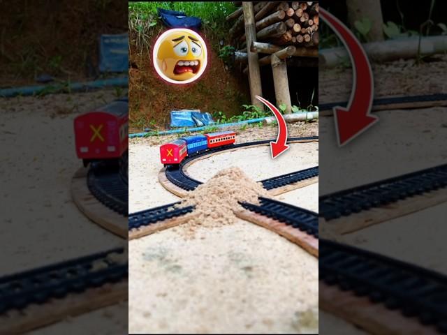 Engineering Test: Mini Train vs Sand Barrier"
