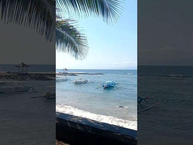 NICE & CALM BEACH IN CANDIDASA EAST BALI #balitourguide #balitourpackages #balidriver
