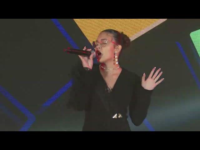 Keida Gara - I will survive LIVE @ Rising Stars (1st Night)