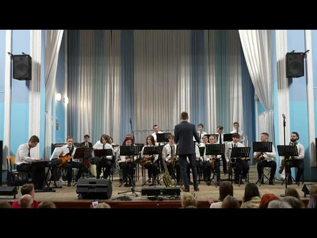 Cole Porter “It’s all right with me”, Big band криворізького музичного коледжу