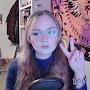 @elliewellie_YouTube