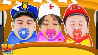 Taking Care Of Baby | Kids Song & More | BisKids Espanol