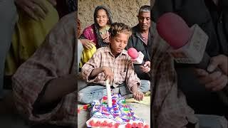 यह है जादूगर इमरान मदारी का छोटा भाई । बच्चे ने सच कहा जादू नहीं हाथों की कला होती है #magic