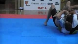 Les Hill - QLD Bjj State Title Final Open Weight Final March 2011