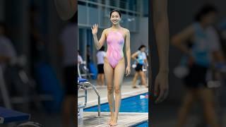 살짝 올라간 입꼬리, 수영장의 여신 등장 #short