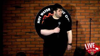 Stuart Thomas | LIVE at Hot Water Comedy Club