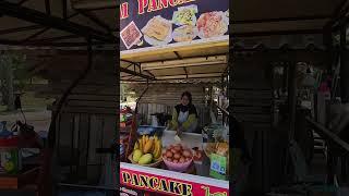 fresh made thai-pancake on the beach #thaifood #streetfood #kohlanta #roti