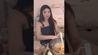 iGumDrop Asks Jason About His New Girlfriend 