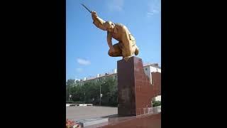 Памятник-надгробье на могиле    #Россия #Краснотурьинск #Свердловск #нейросеть #живые #памятник