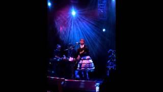 "How many mics" - Lauryn Hill - Live - Portchester NY - 1/31/14