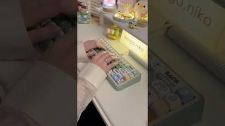  keyboard sounding like creamy matcha milk #asmr #keyboard #mechanicalkeyboard