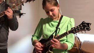 Bluegrass Instrumental Music Videos from The Brandenberger Family featuring Grandfathers Clock