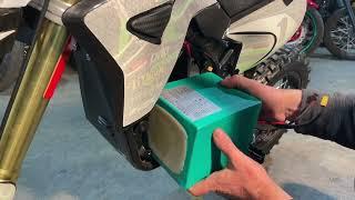 How to Change the Battery on the Venom 1600w Electric Dirt Bike | Venom Motorsports