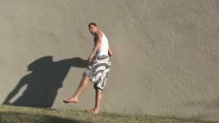 Learn Parkour Freerun Tricks - Palm Spin Gainer