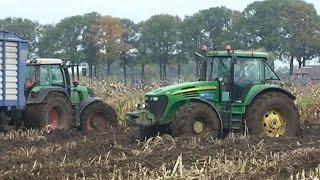 Maïs 2011 | John Deere 7720 om te slepen | John Deere 7400 slipt erdoor | 3x Fendt | van Berkel