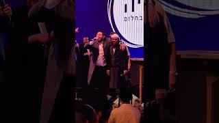 יאיר אלייצור שמוליק קליין שוקי סלמון ועוד זמרים בליווי הקלידן מנדי סופר בחתונה #livemusic #music