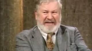 Peter Ustinov's Anecdote About Alec Guinness Playing Hitler