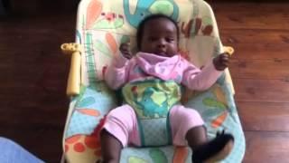 Baby dances to Eminado