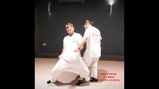 Karate Training (Sweeps) self-defense techniques, easy to learn - Usu!