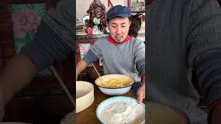 手工制作传统糕点凤梨酥，只有爱吃糕点的人才懂……#food #民间手艺人 #funny #shorts