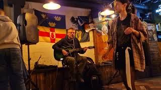 Олег Сурков (Палево) – Лиду нарисовали (акустика Backyard Pub 07.10.2023)