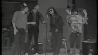 R.E.M. 1984-11-09 - CMJ 1984 New Music Awards, USA [Award acceptance featuring band & staff]