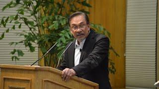 Anwar Ibrahim - Islam and Democracy: Malaysia in Comparative Perspective