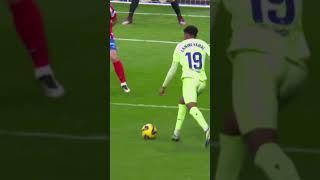 Is Lamine Yamal the best 17 year old of all time?     #barcelona #lamineyamal #footballskills
