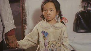 催泪电影《多此一女》父母离婚后 六岁女儿成了多余的人流浪街头