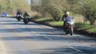 8 MOTORBIKES ON A1066 COMING INTO DISS