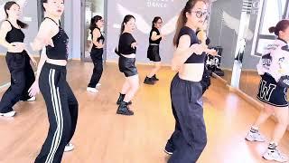 Cô Đơn Tụng Ca |Zumba LyLy #clblyly #zumbalyly