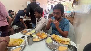 I Ate a Free South Indian Breakfast at this Mumbai Restaurant | Hotel Rajlaxmi, Malad West