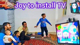 Installation of TV by Qasim and happiness of children