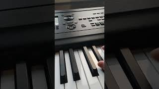 Под детский гомон и #мелодия рождается смелее. У сына синтезатор круче моего)))
