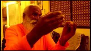 Swami Sundaranand  ji describing 16 Sanskar in Hinduism