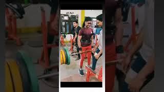 Gym lover, 125 KG deadliftunder 50 kg weight
