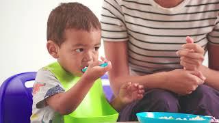 Assist Children in Learning How to Feed Themselves